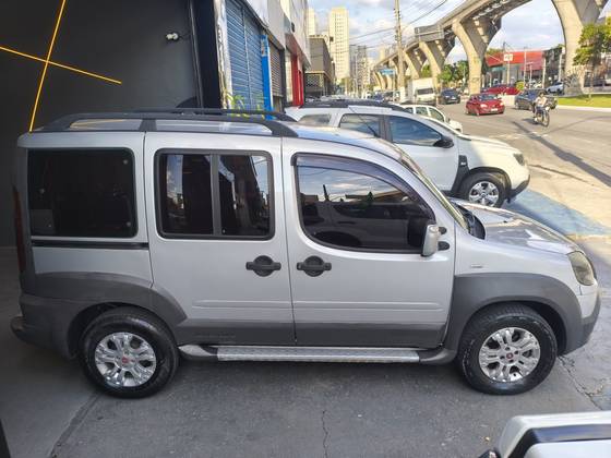 FIAT DOBLÒ 1.8 MPI ADVENTURE XINGU 16V FLEX 4P MANUAL FIAT DOBLÒ 1.8 MPI ADVENTURE XINGU 16V FLEX 4P MANUAL